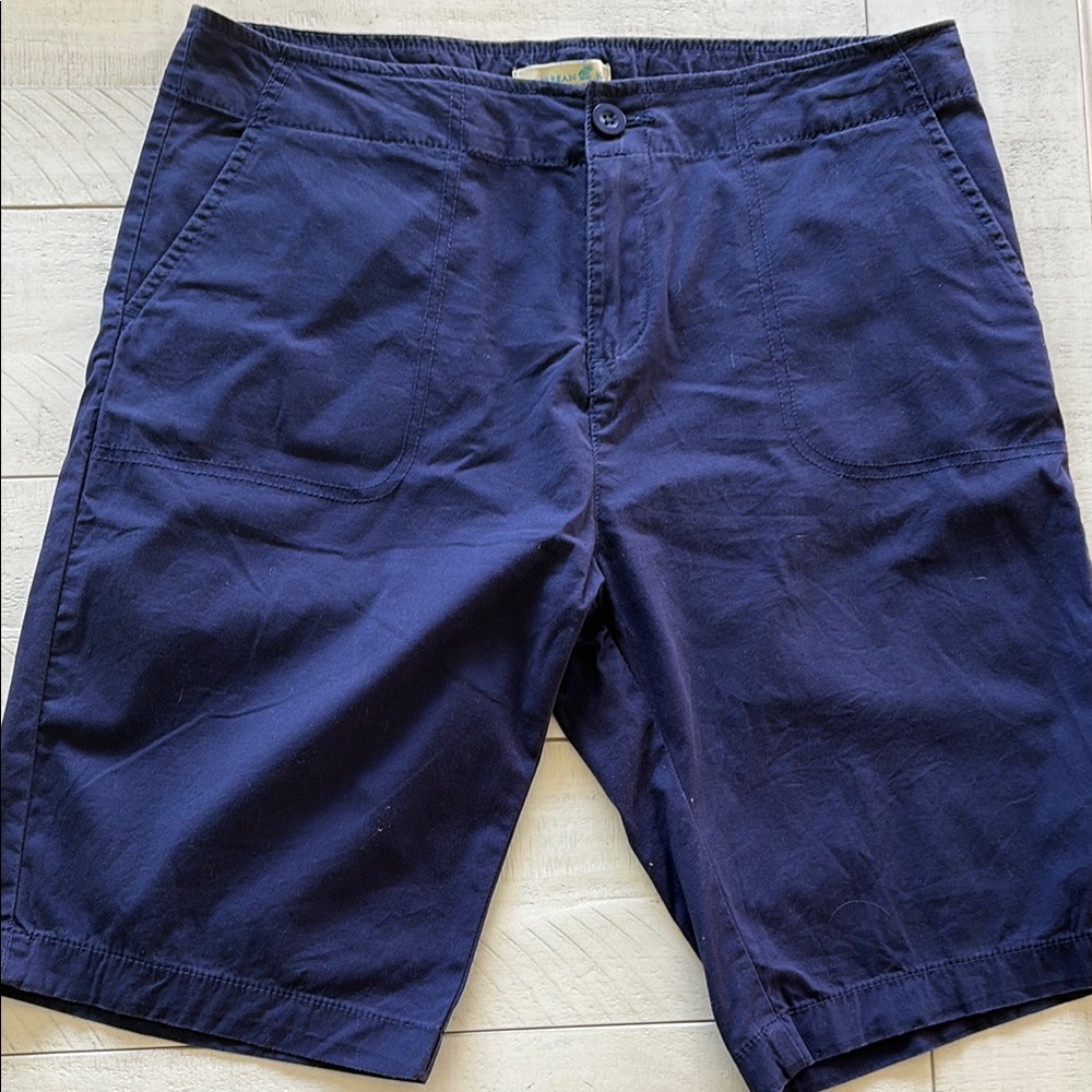 Caribbean Joe Blue Bermudas with Classic Style
